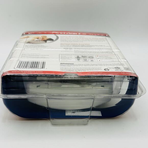First Alert Plug In Carbon Monoxide Alarm With Battery Backup. New. Sealed. - Picture 6 of 11